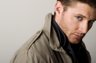 7680x4320 Дженсен Эклс, Jensen Ackles, мужчина, русый, стоит, портрет обои